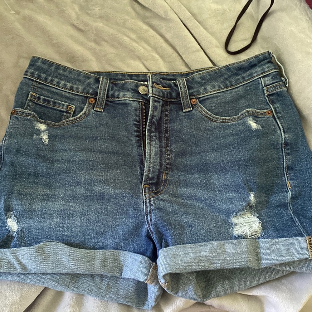 Rarely worn old navy jean shorts